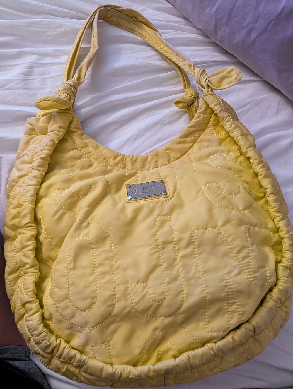Vtg- Authentic Marc Jacobs Yellow Quilted Shoulder Bag Mag Close Pockets  (Rever